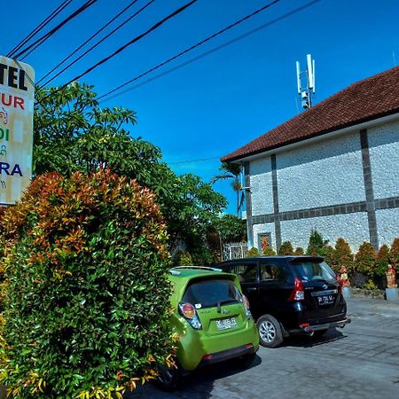 Catur Adi Putra Hotel Denpasa Buitenkant foto